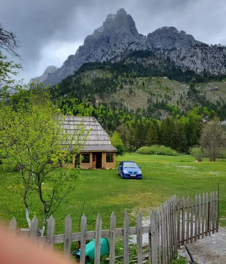 Bujtina2 Hotel Valbona Albánia